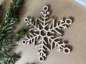 Dekoracja - "Delikatna Śnieżynka I "(4 szt.)    