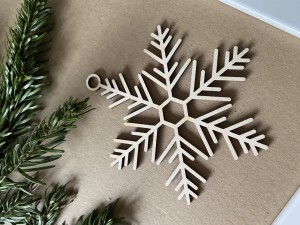 Dekoracja - "Delikatna Śnieżynka IV" (4 szt.)      